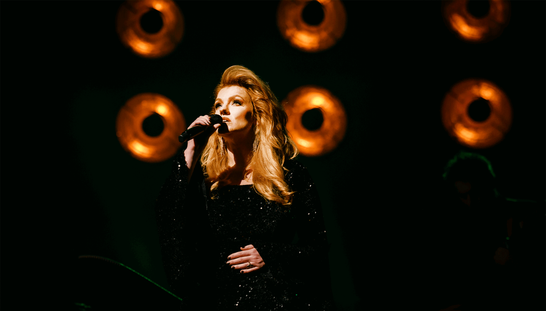 Jolanda Knecht live on stage  - Adele project