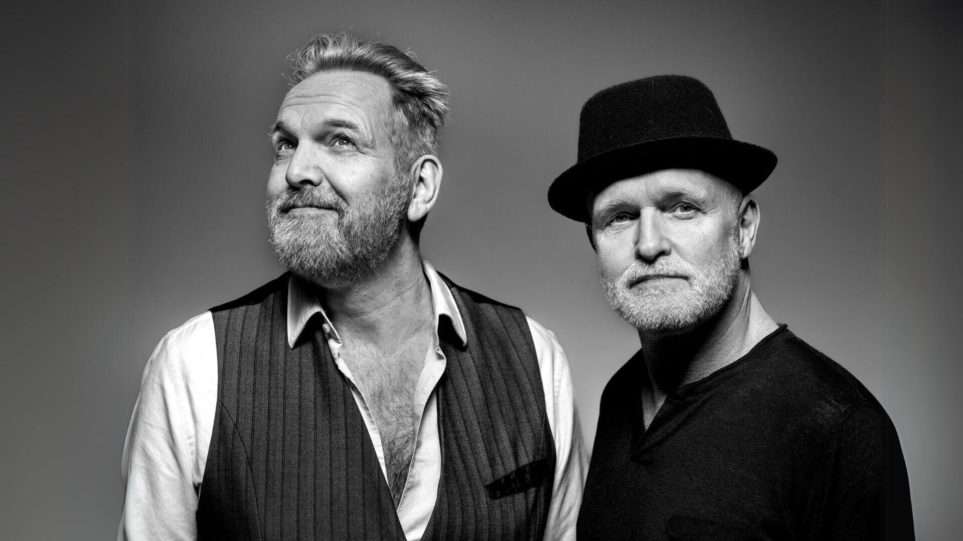 Kommil Foo cabaret duo