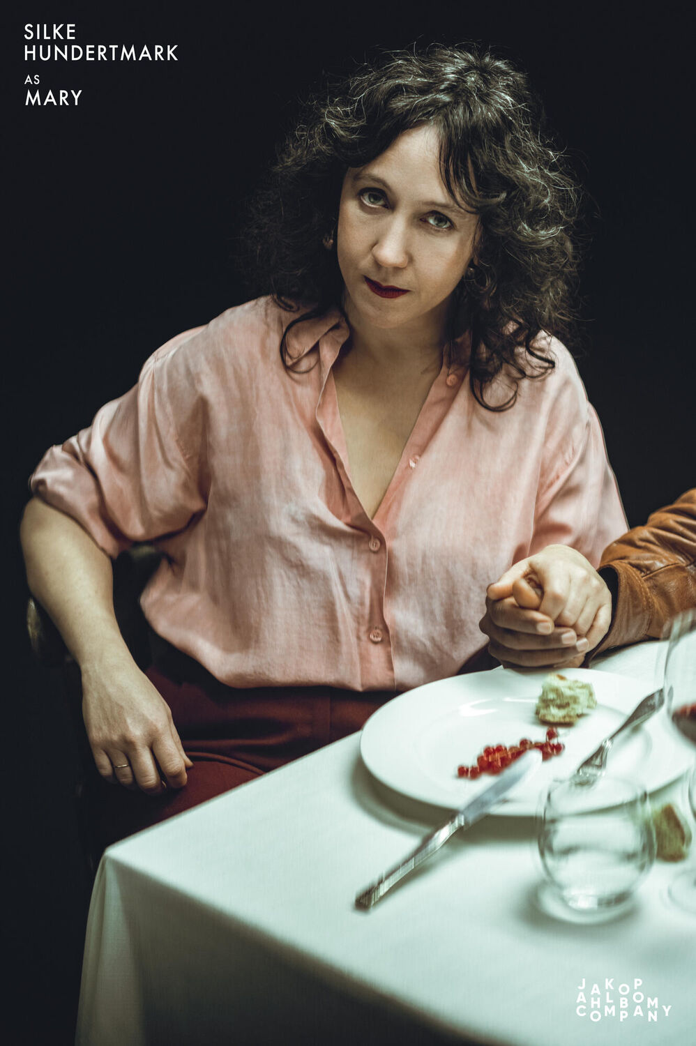 Silke Hundertmark - We Dont Live Here Anymore