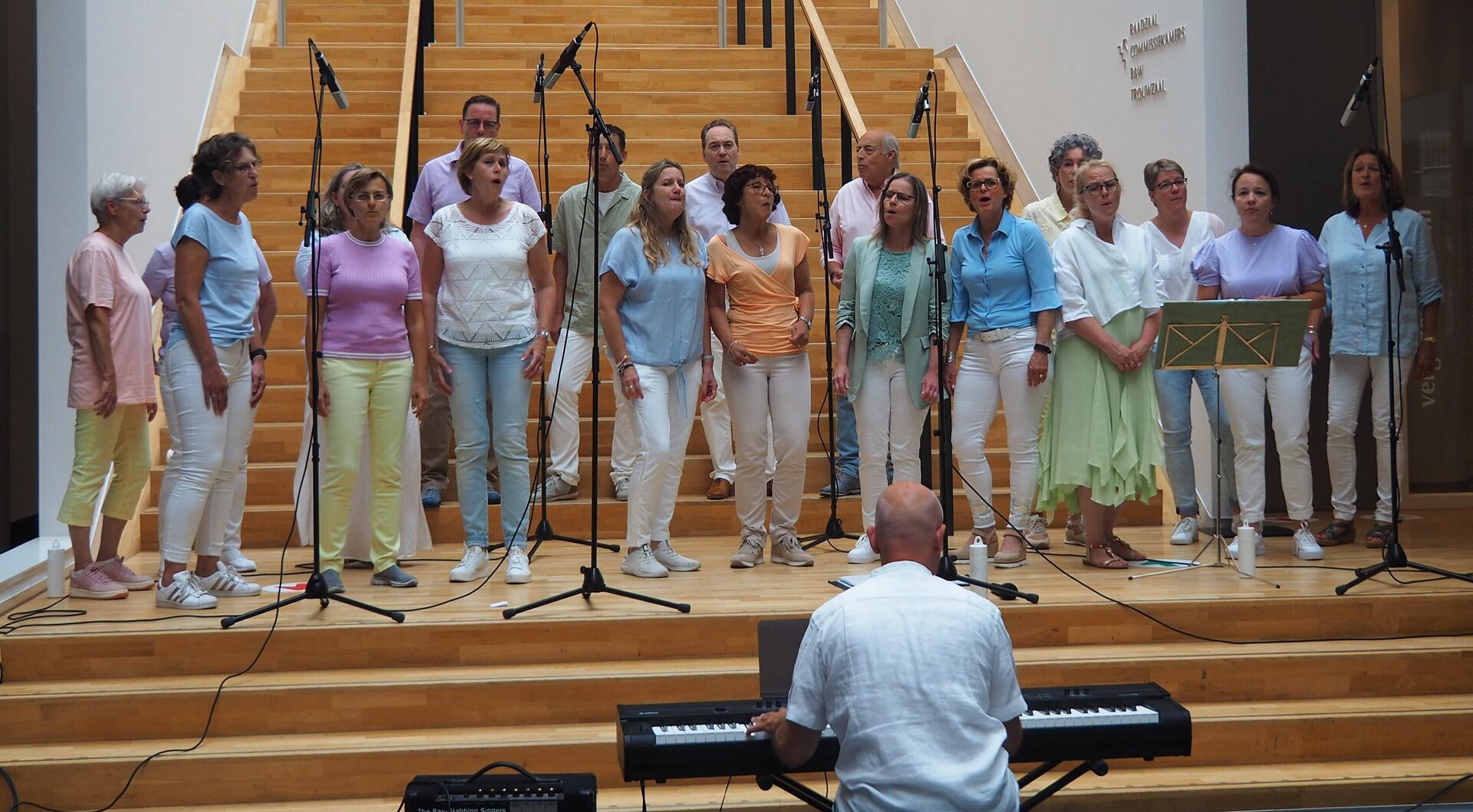 The Ray-Stabbing Singers