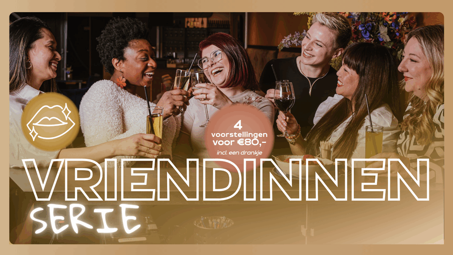 Vijf vrouwen lachen en proosten met glazen drinken tijdens een feestelijke bijeenkomst, met de titel "Vriendinnen Serie".